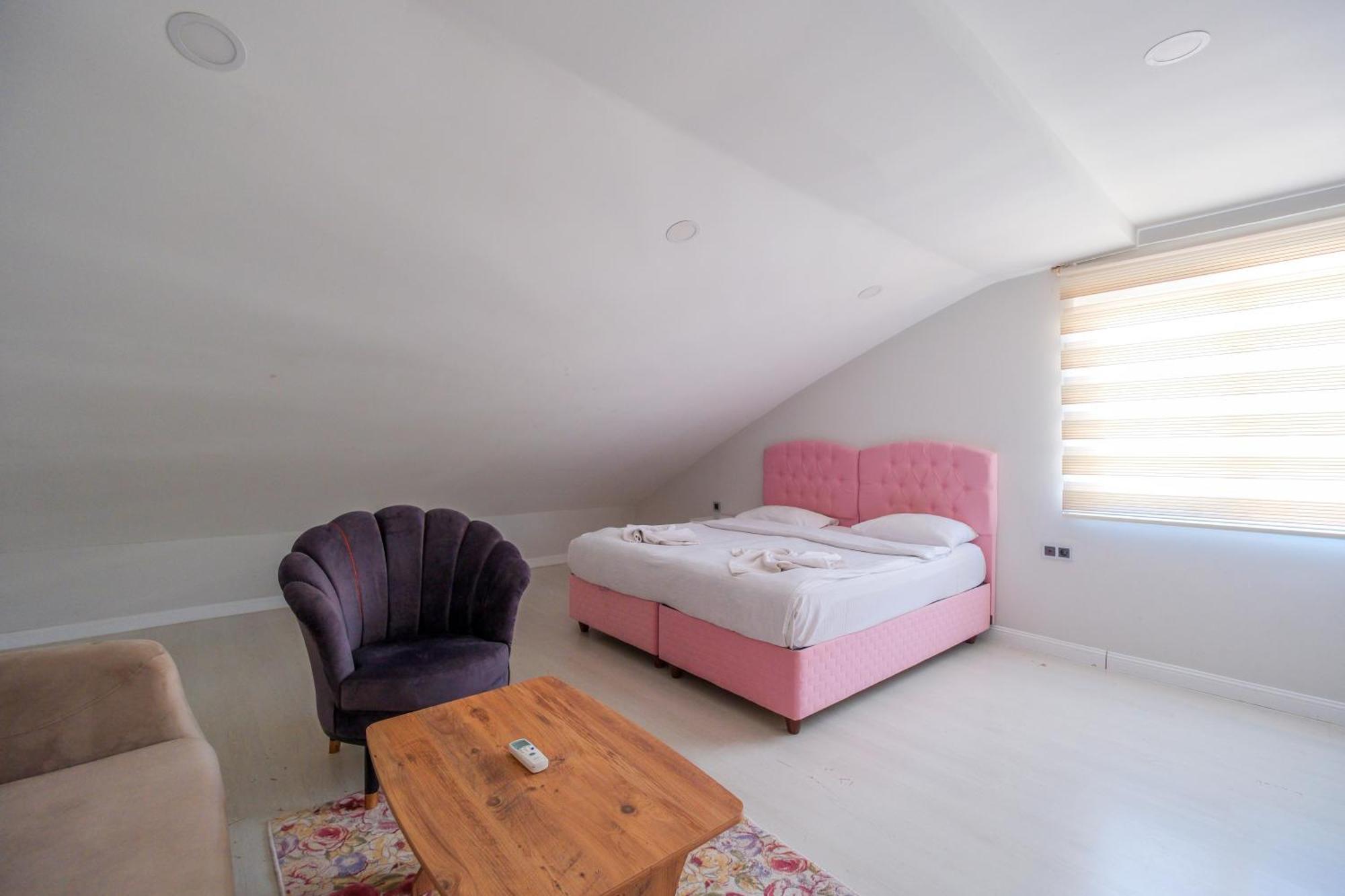 Avullar Palace Otel